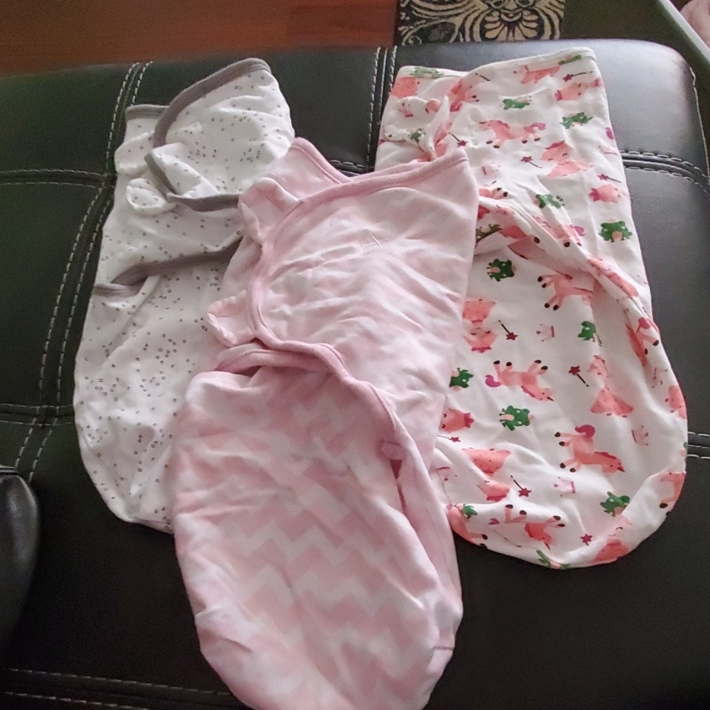 Swaddle sacks